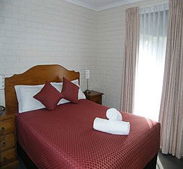 Capri Apartments - Accommodation Mount Tamborine 1