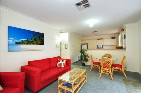 Beaches Serviced Apartments - Accommodation Mount Tamborine 0