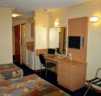 Airport Motel - Accommodation Mount Tamborine