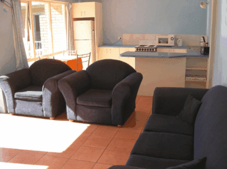 Sunset Court Holiday Apartments - Accommodation Mount Tamborine 5