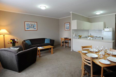 Quest Windsor - Accommodation Mount Tamborine 4