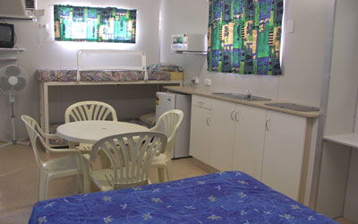 Blue Dolphin Caravan Park And Holiday Village - Accommodation Mount Tamborine 1