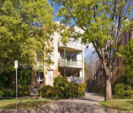 Kingston Terrace Serviced Apartments - Accommodation Mount Tamborine 1