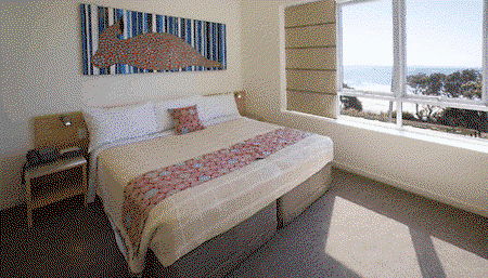 Stradbroke Island Beach Hotel - Accommodation Mount Tamborine 0