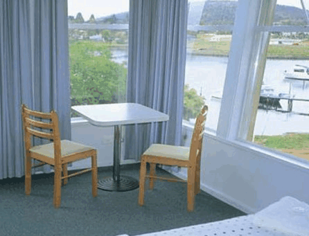 Leisure Inns Waterfront Lodge - Accommodation Mount Tamborine 1