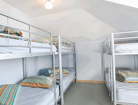 Narrara Backpackers - Accommodation Mount Tamborine 3