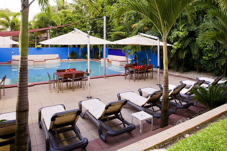 Central Plaza Port Douglas - Accommodation Mount Tamborine 1
