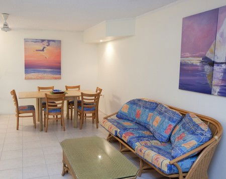 Marina Terraces Holiday Apartments - Accommodation Mount Tamborine 4