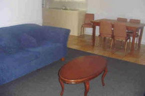 Sunraysia Motel And Holiday Apartments - Accommodation Mount Tamborine 3