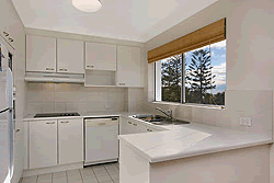 Le Beach Apartments - Accommodation Mount Tamborine 2