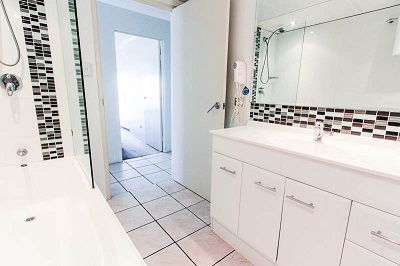 Seacrest Beachfront Holiday Apartments - Accommodation Mount Tamborine 6