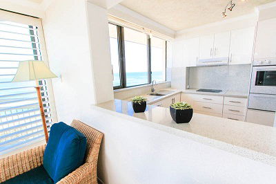 Seacrest Beachfront Holiday Apartments - Accommodation Mount Tamborine 10
