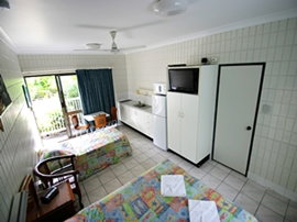 Tropical Palms Inn - Accommodation Mount Tamborine 2