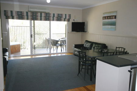 Bridges On Meninya Motel & Apartments - Accommodation Mount Tamborine 3