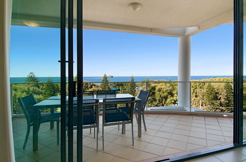 Santorini On Mudjimba - Accommodation Mount Tamborine 4