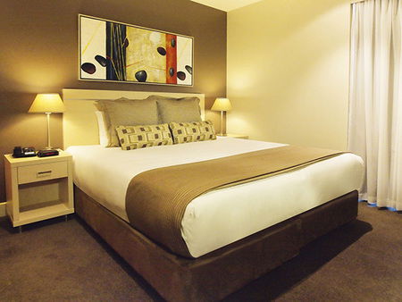 Oaks Plaza Pier - Accommodation Mount Tamborine 3