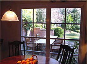 Twelvetrees Cottage - Accommodation Mount Tamborine 0