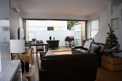City Breeze - Stay Innercity - Accommodation Mount Tamborine 1