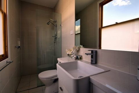 City Breeze - Stay Innercity - Accommodation Mount Tamborine 6