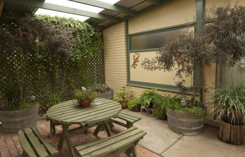 Ficifolia Lodge - Accommodation Mount Tamborine 2