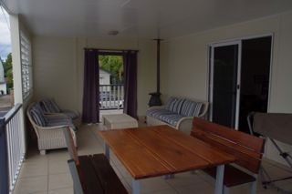 Moffat Beach Pet Friendly Holiday House - Accommodation Mount Tamborine 3
