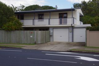 Moffat Beach Pet Friendly Holiday House - Accommodation Mount Tamborine 8