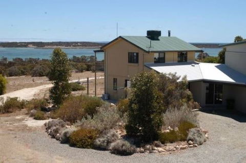 Southern Ocean Lookout - Accommodation Mount Tamborine 2