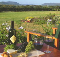 Tranquil Vale Vineyard Cottages - Accommodation Mount Tamborine