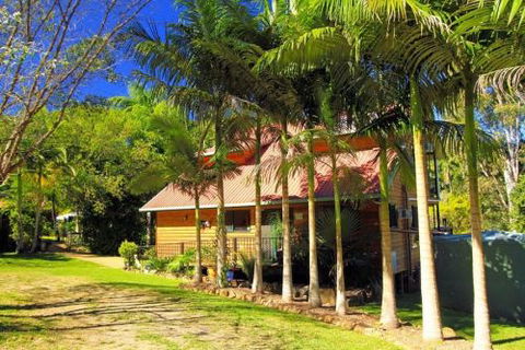 Byfield Creek Lodge Rain Forest Retreat - Accommodation Mount Tamborine 1