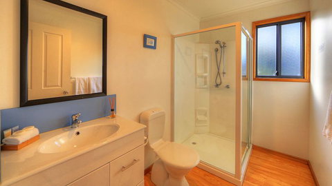 Captain Cook Holiday Park - Accommodation Mount Tamborine 6