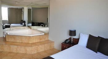City Park Hotel - Accommodation Mount Tamborine 3
