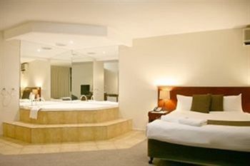 City Park Hotel - Accommodation Mount Tamborine 10