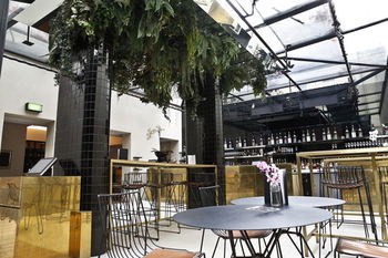 The Prince - Accommodation Mount Tamborine 23