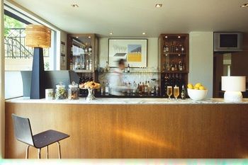 Best Western Plus The Tudor-Box Hill - Accommodation Mount Tamborine 4