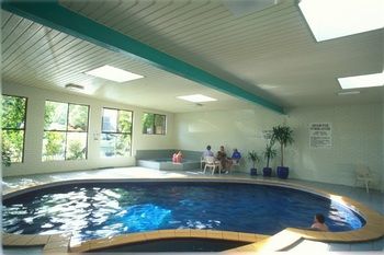 Best Western Plus The Tudor-Box Hill - Accommodation Mount Tamborine 7