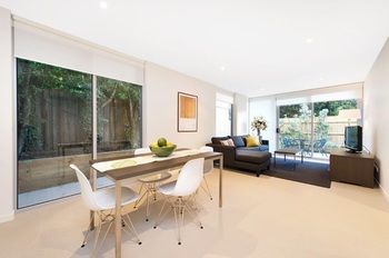 Best Western Plus The Tudor-Box Hill - Accommodation Mount Tamborine 11