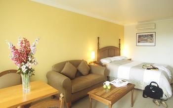 Best Western Plus The Tudor-Box Hill - Accommodation Mount Tamborine 16