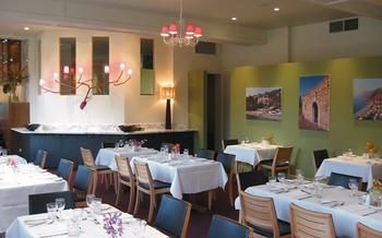 Best Western Plus The Tudor-Box Hill - Accommodation Mount Tamborine 28