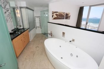 Oceans Mooloolaba - Accommodation Mount Tamborine 29