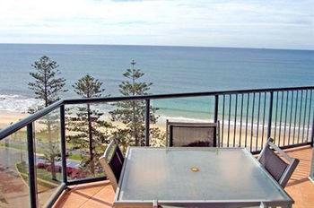 Peninsular Beachfront Resort - Accommodation Mount Tamborine 3