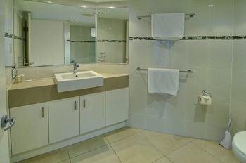 Peninsular Beachfront Resort - Accommodation Mount Tamborine 9