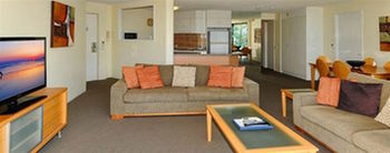 Peninsular Beachfront Resort - Accommodation Mount Tamborine 43