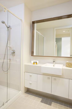Melbourne Short Stay Apartments On Whiteman - Accommodation Mount Tamborine 0