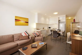 Melbourne Short Stay Apartments On Whiteman - Accommodation Mount Tamborine 15