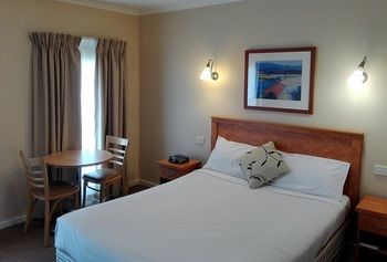 Glen Inn - Accommodation Mount Tamborine 7