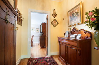 Adeline Bed And Breakfast - Accommodation Mount Tamborine 34