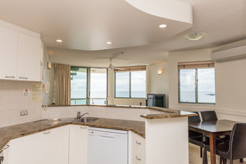 Malibu Mooloolaba - Accommodation Mount Tamborine 54