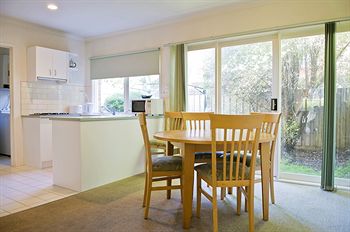 Lamplighter Motel - Accommodation Mount Tamborine 1