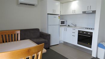 Waldorf Wahroonga Residential - Accommodation Mount Tamborine 12