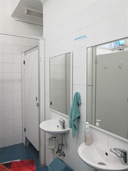 Casa Central Accommodation - Hostel - Accommodation Mount Tamborine 4